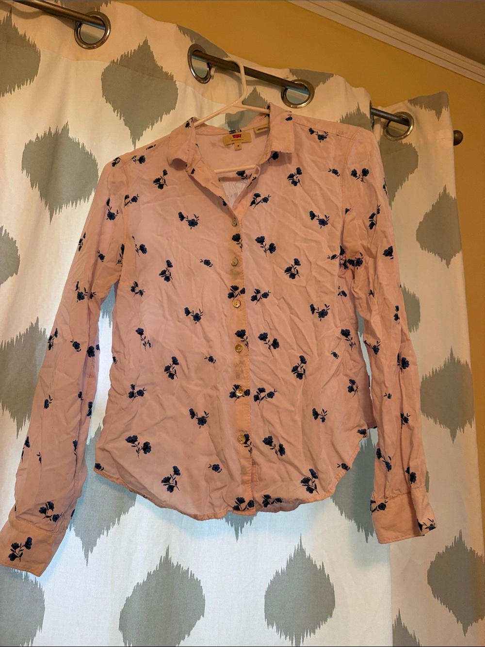 Levi's Pink Button-Down Shirt with Navy Floral Print